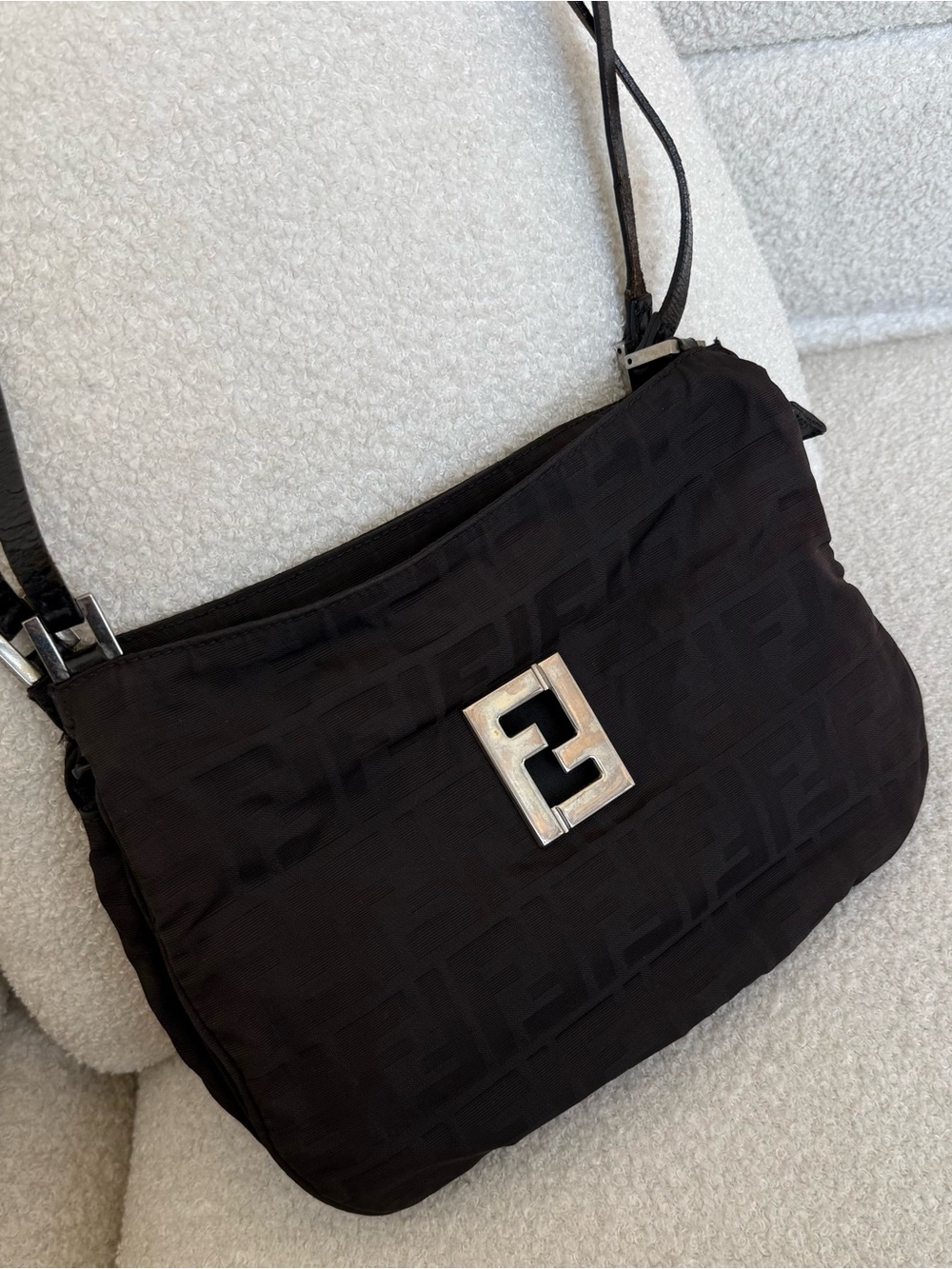 Authentic Fendi Shoulder Bag - Picture 4 of 12